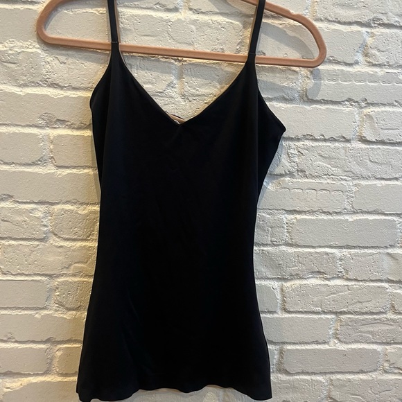 Assets By Spanx Tank Top Size XL - Picture 3 of 16